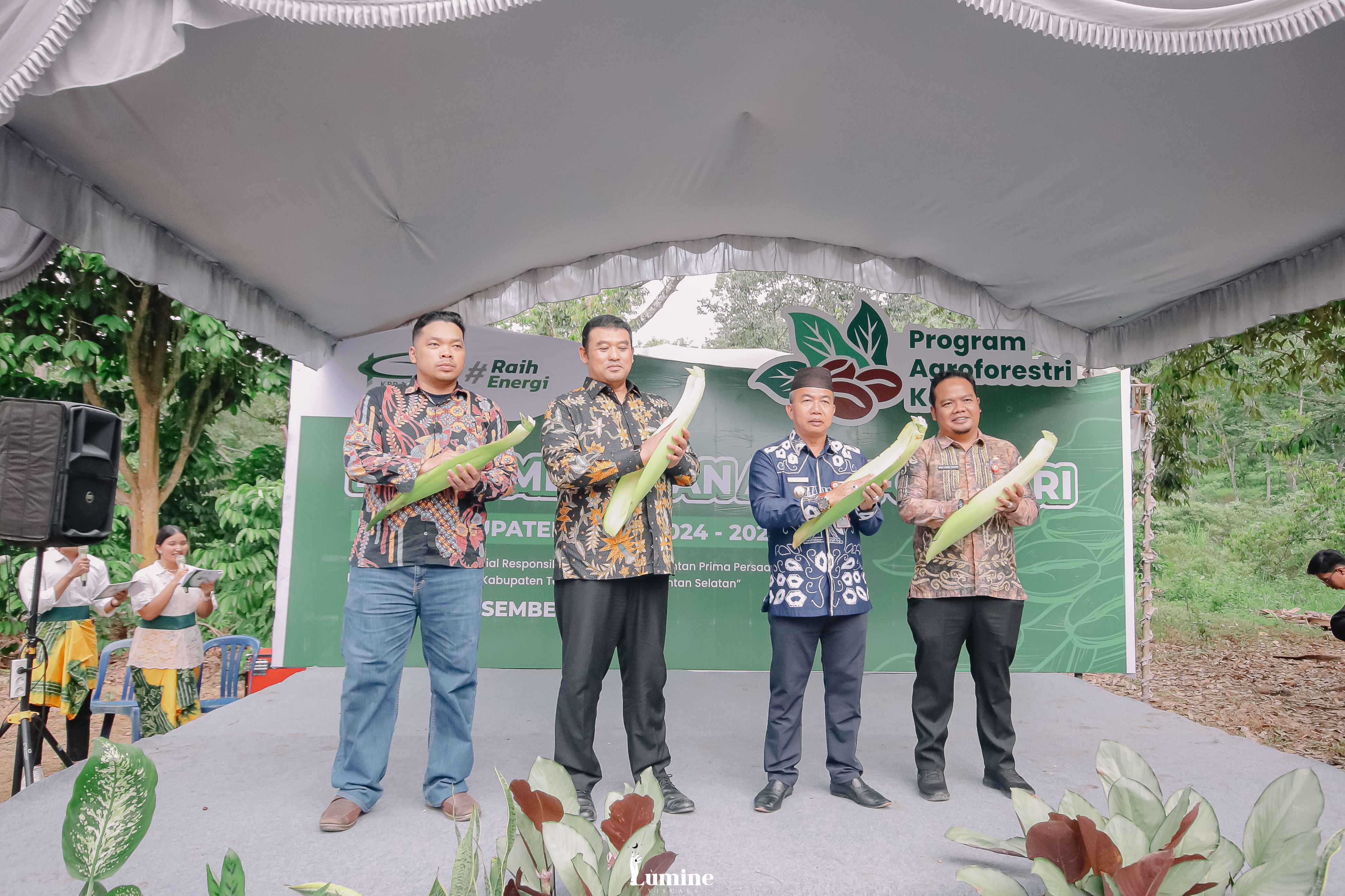 Resmi Disahkan, KPP Mining Lakukan Program Pengembangan Agroforestri Kopi Tapin
